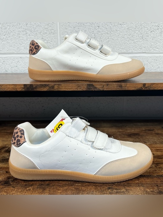 DV by Dolce Vita Shoes - Dv Dolce Vita Sneakers White Leopard adjustable Straps Slip On Quick Women's 9